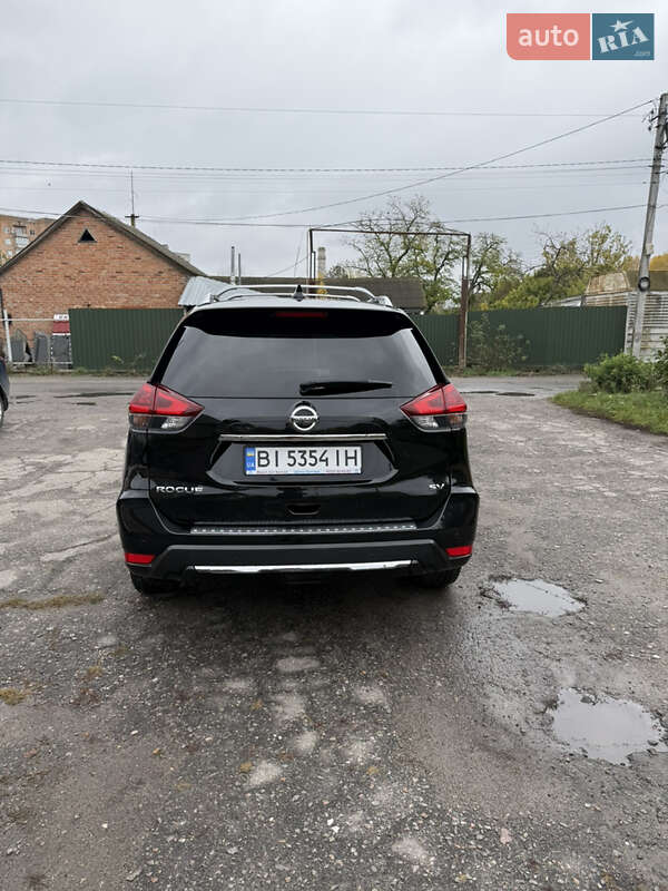 Внедорожник / Кроссовер Nissan Rogue 2019 в Миргороде