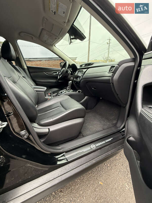 Внедорожник / Кроссовер Nissan Rogue 2019 в Миргороде