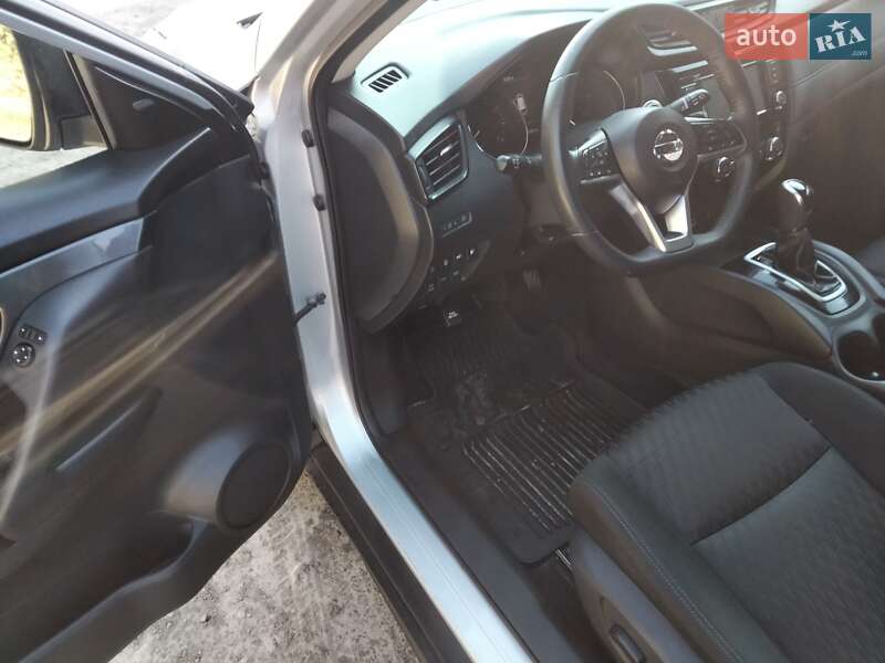 Позашляховик / Кросовер Nissan Rogue 2019 в Тернополі