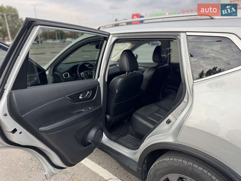 Внедорожник / Кроссовер Nissan Rogue 2016 в Днепре фото 8 Внедорожник / Кроссовер Nissan Rogue 2016 в Днепре