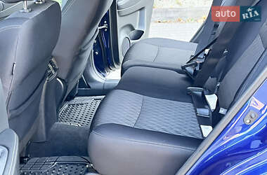 Внедорожник / Кроссовер Nissan Rogue 2018 в 