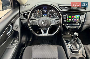 Внедорожник / Кроссовер Nissan Rogue 2020 в 