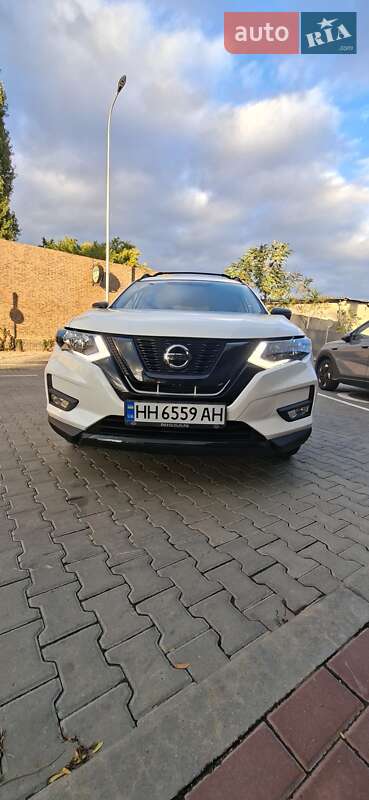 Внедорожник / Кроссовер Nissan Rogue 2018 в Одессе