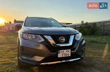 Внедорожник / Кроссовер Nissan Rogue 2019 в Черкассах