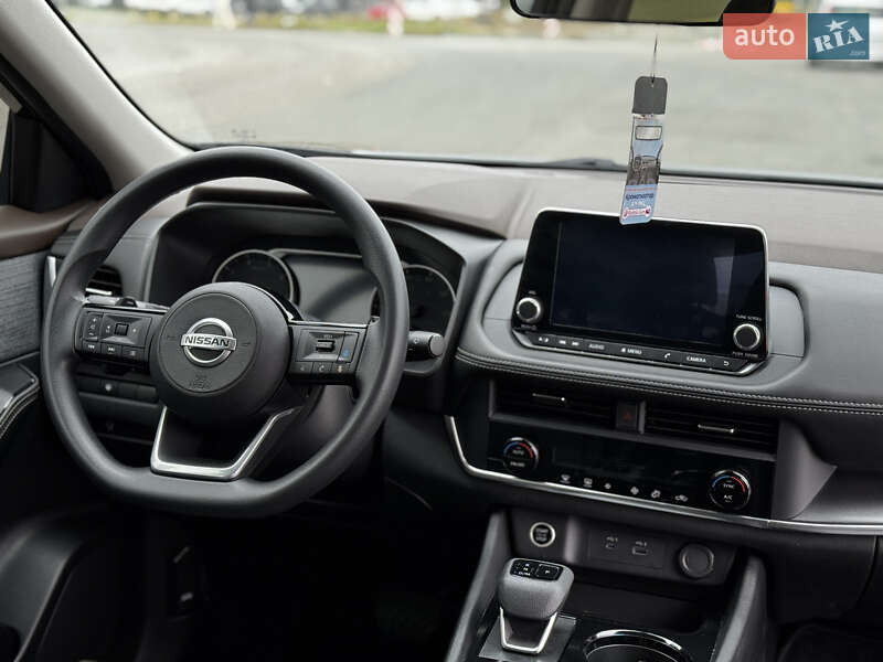 Позашляховик / Кросовер Nissan Rogue 2023 в Черкасах