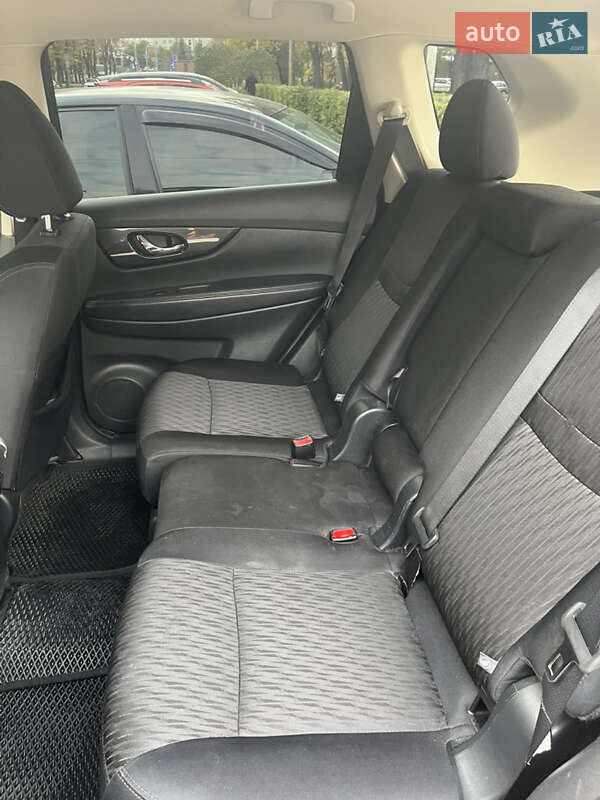 Внедорожник / Кроссовер Nissan Rogue 2018 в Киеве фото 14 Внедорожник / Кроссовер Nissan Rogue 2018 в Киеве