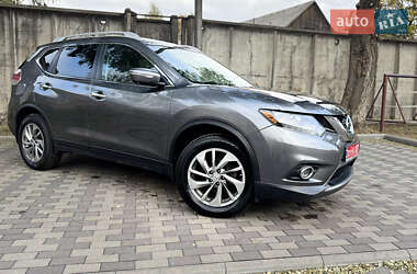 Внедорожник / Кроссовер Nissan Rogue 2015 в 