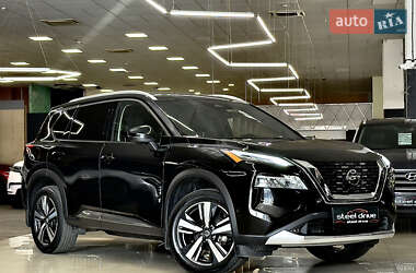 Позашляховик / Кросовер Nissan Rogue 2020 в Миколаєві