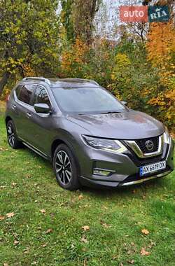 Позашляховик / Кросовер Nissan Rogue 2018 в Харкові