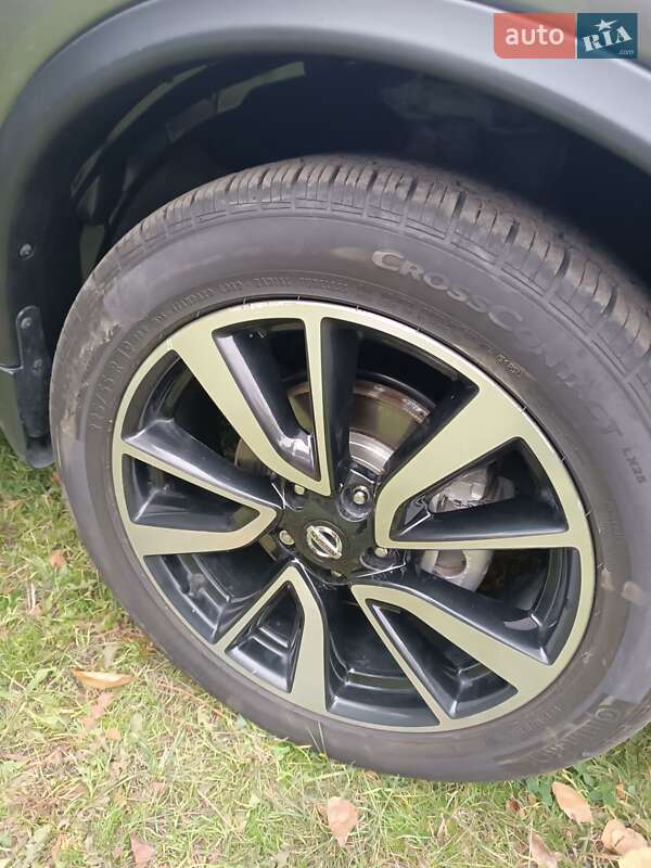 Позашляховик / Кросовер Nissan Rogue 2018 в Харкові