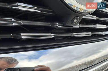 Внедорожник / Кроссовер Nissan Rogue 2020 в 