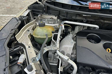 Внедорожник / Кроссовер Nissan Rogue 2020 в 