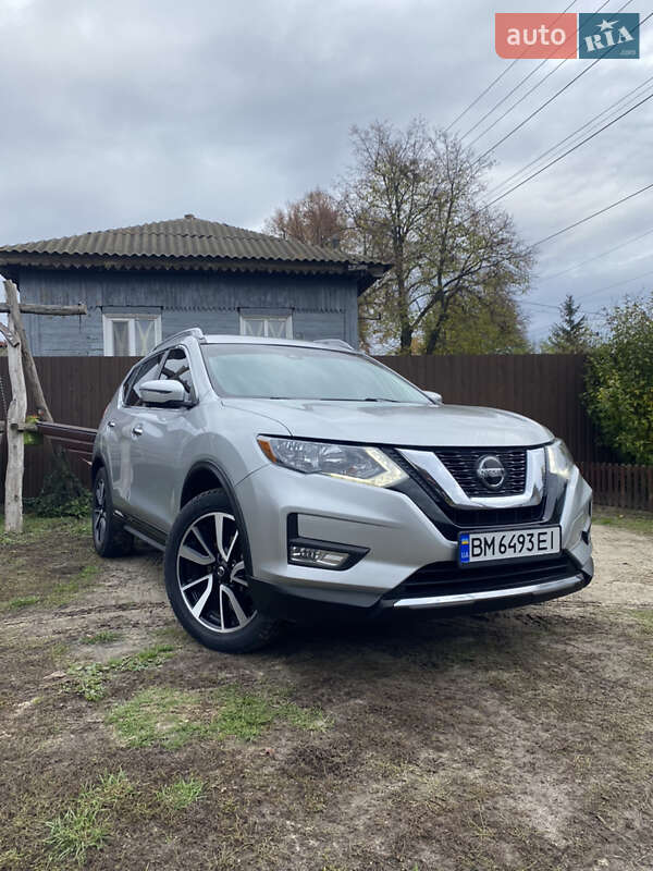 Внедорожник / Кроссовер Nissan Rogue 2019 в 
