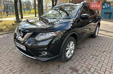 Внедорожник / Кроссовер Nissan Rogue 2016 в Сумах