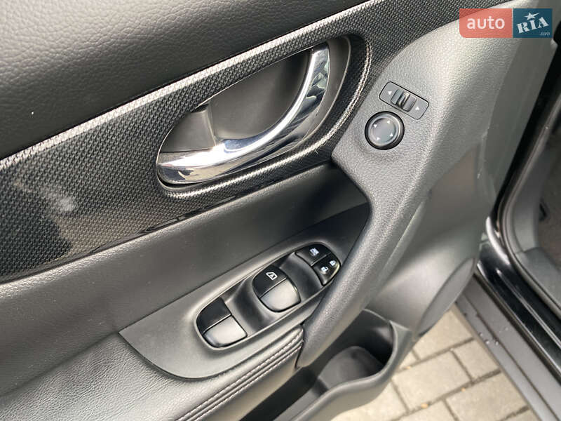 Внедорожник / Кроссовер Nissan Rogue 2015 в Полтаве фото 40 Внедорожник / Кроссовер Nissan Rogue 2015 в Полтаве