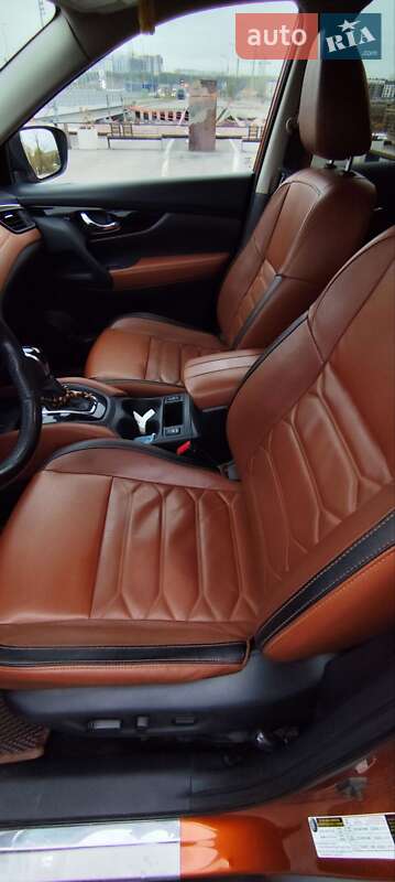 Внедорожник / Кроссовер Nissan Rogue 2019 в Ирпене