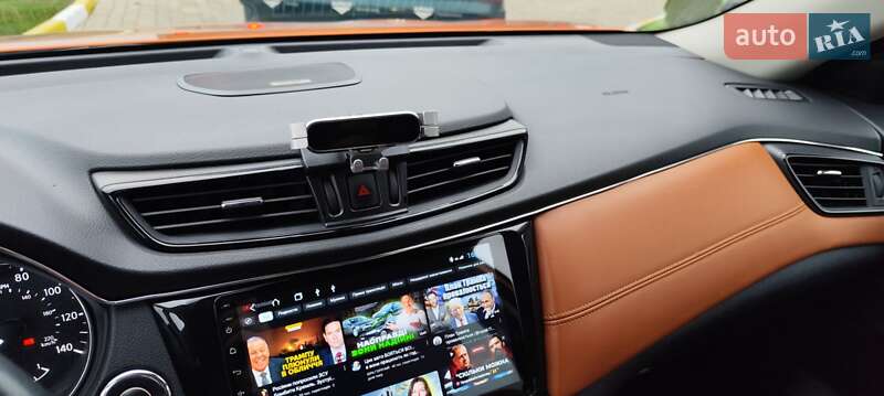 Внедорожник / Кроссовер Nissan Rogue 2019 в Ирпене