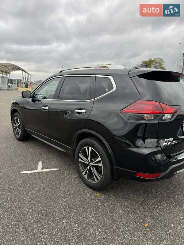 Позашляховик / Кросовер Nissan Rogue 2019 в Києві