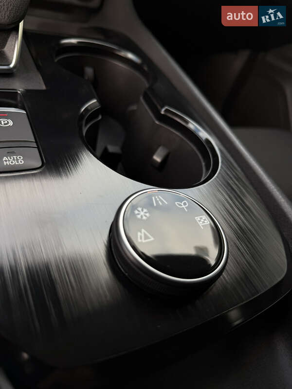 Внедорожник / Кроссовер Nissan Rogue 2022 в Запорожье фото 9 Внедорожник / Кроссовер Nissan Rogue 2022 в Запорожье