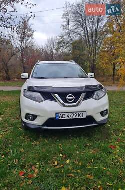 Внедорожник / Кроссовер Nissan Rogue 2016 в Днепре