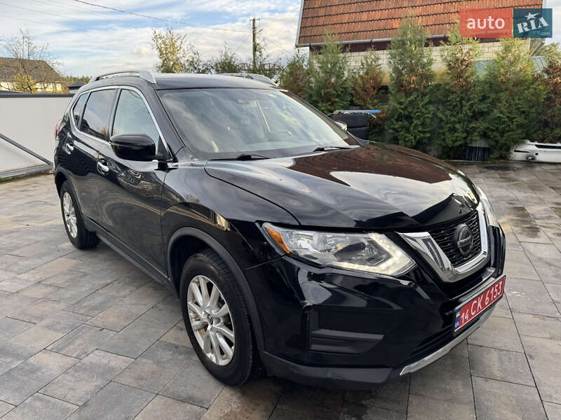 Позашляховик / Кросовер Nissan Rogue 2019 в 