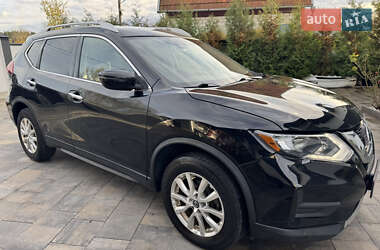 Позашляховик / Кросовер Nissan Rogue 2019 в 