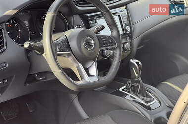 Позашляховик / Кросовер Nissan Rogue 2019 в 