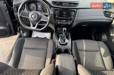 Позашляховик / Кросовер Nissan Rogue 2019 в 