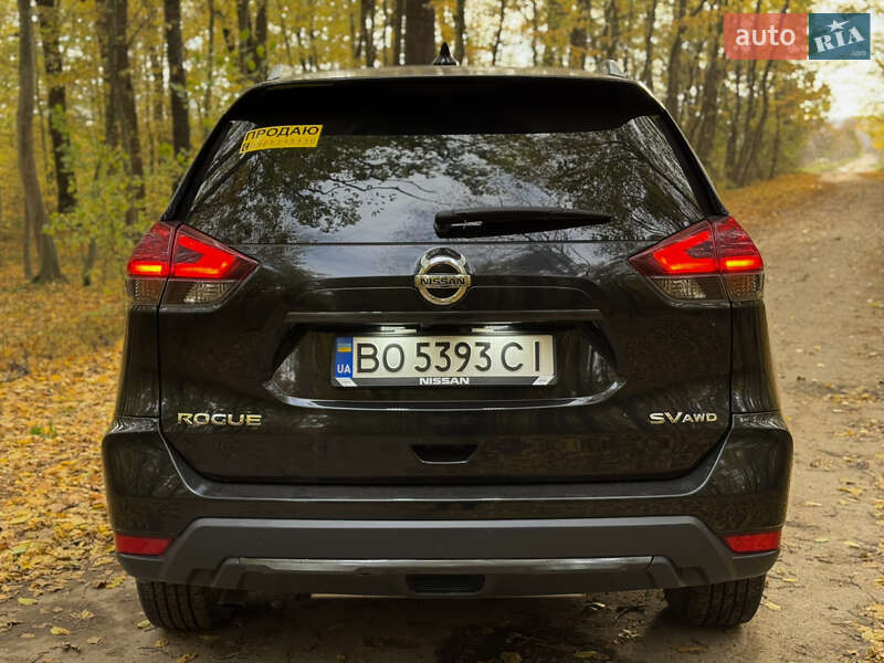 Внедорожник / Кроссовер Nissan Rogue 2017 в Мельнице-Подольской