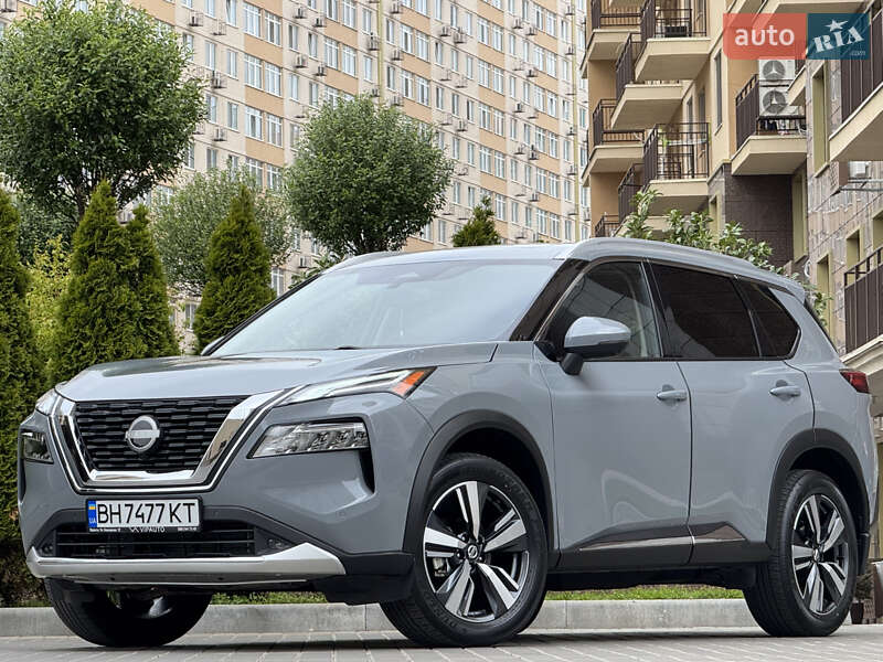 Внедорожник / Кроссовер Nissan Rogue 2021 в 