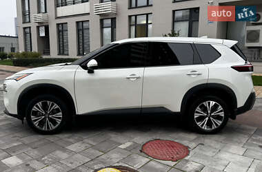 Внедорожник / Кроссовер Nissan Rogue 2021 в 