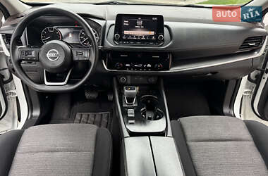 Внедорожник / Кроссовер Nissan Rogue 2021 в 