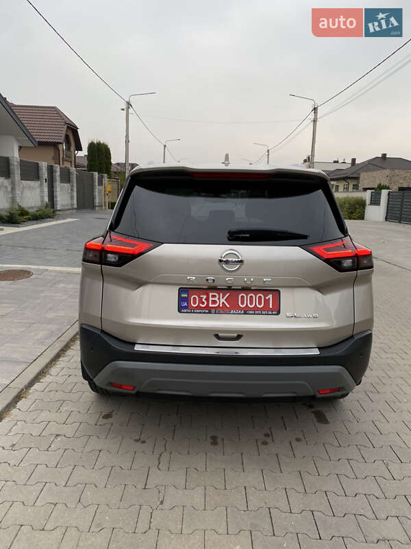 Позашляховик / Кросовер Nissan Rogue 2021 в Рівному