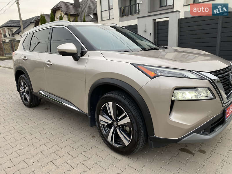 Позашляховик / Кросовер Nissan Rogue 2021 в Рівному
