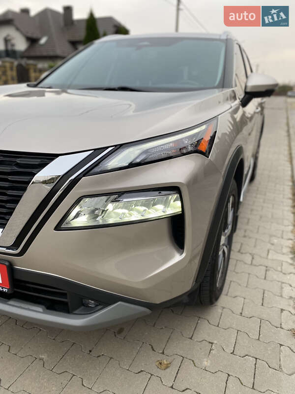 Позашляховик / Кросовер Nissan Rogue 2021 в Рівному