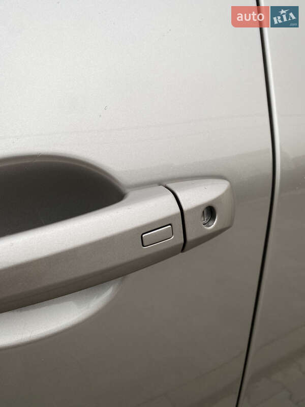 Позашляховик / Кросовер Nissan Rogue 2021 в Рівному