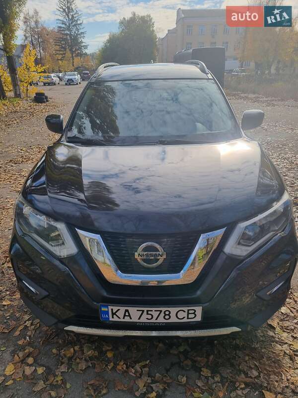 Внедорожник / Кроссовер Nissan Rogue 2017 в Киеве фото 2 Внедорожник / Кроссовер Nissan Rogue 2017 в Киеве