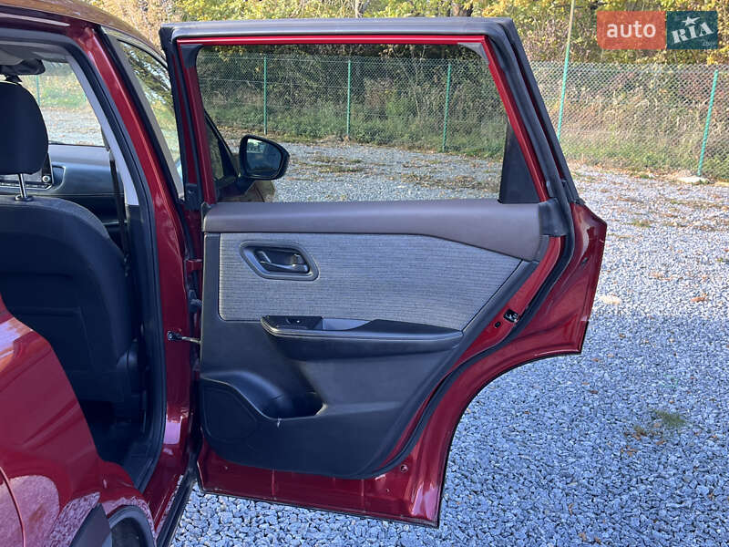 Позашляховик / Кросовер Nissan Rogue 2020 в Львові фото 17 Позашляховик / Кросовер Nissan Rogue 2020 в Львові