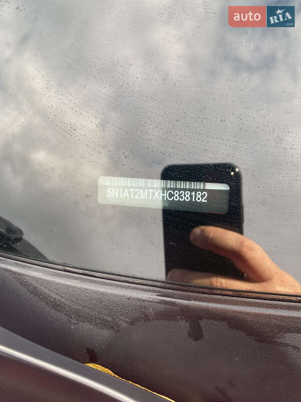 Позашляховик / Кросовер Nissan Rogue 2017 в Бережанах