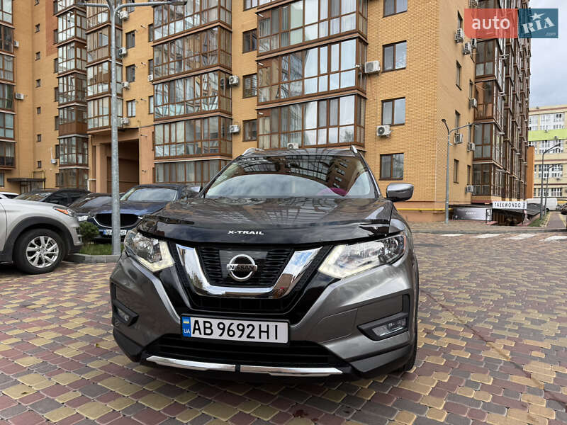 Внедорожник / Кроссовер Nissan Rogue 2019 в Виннице