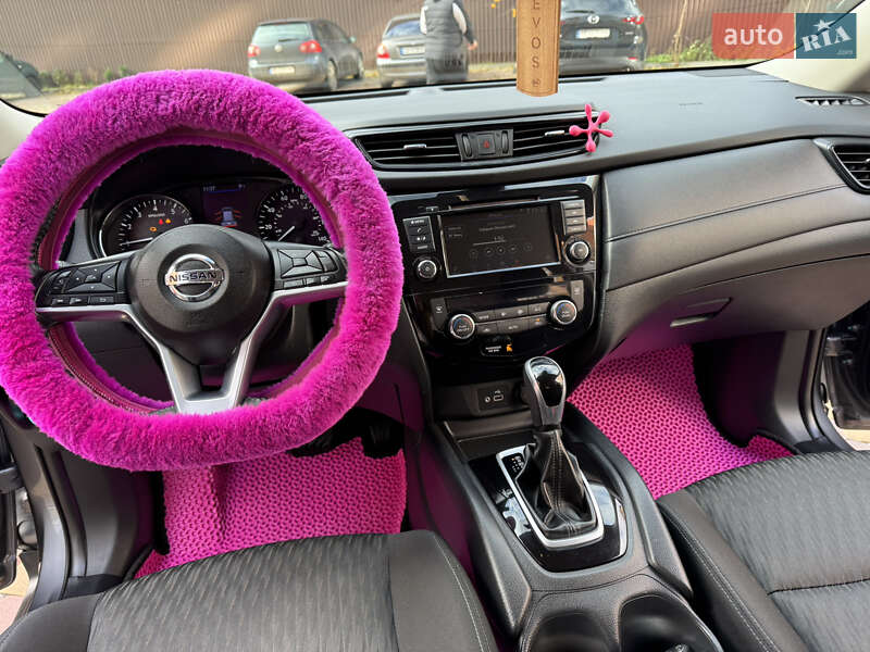 Внедорожник / Кроссовер Nissan Rogue 2019 в Виннице