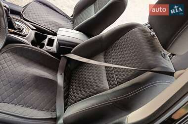 Позашляховик / Кросовер Nissan Rogue 2016 в Хмельницькому