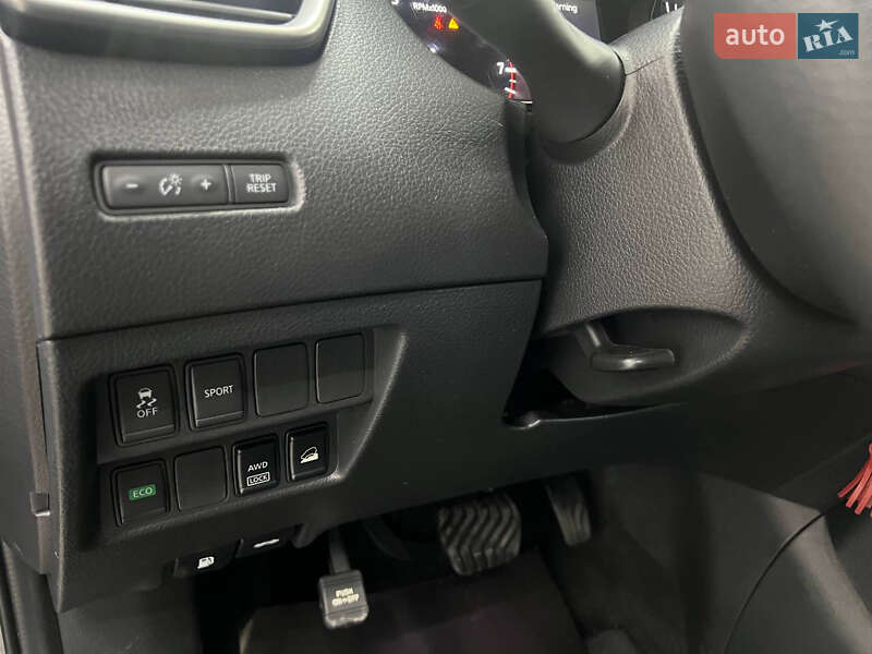 Внедорожник / Кроссовер Nissan Rogue 2016 в Одессе