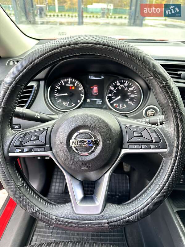 Позашляховик / Кросовер Nissan Rogue 2016 в Вінниці