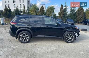 Позашляховик / Кросовер Nissan Rogue 2023 в Львові