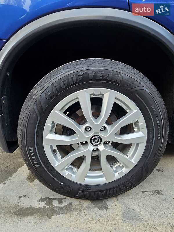 Позашляховик / Кросовер Nissan Rogue 2019 в Києві