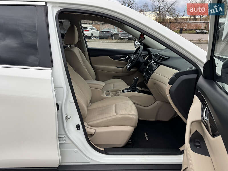 Позашляховик / Кросовер Nissan Rogue 2019 в Білій Церкві