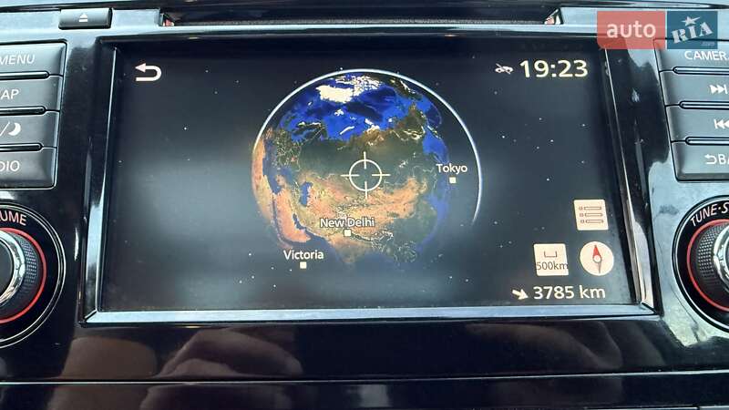 Позашляховик / Кросовер Nissan Rogue 2018 в Києві