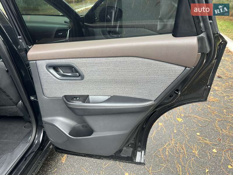 Внедорожник / Кроссовер Nissan Rogue 2021 в Днепре