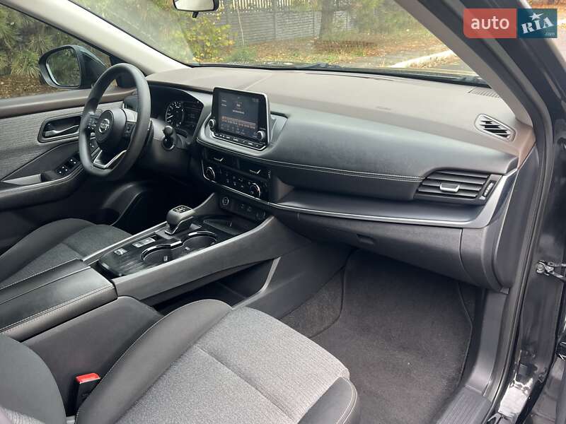 Внедорожник / Кроссовер Nissan Rogue 2021 в Днепре